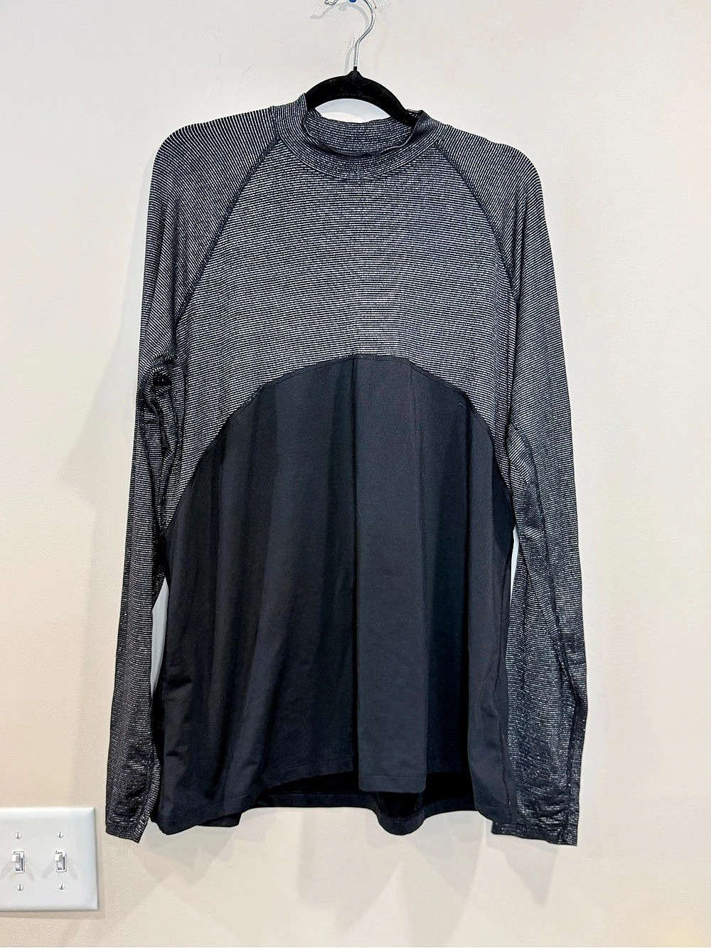 π₯Nike Dri-FIT Womenβs Long Sleeve Athletic Shirt in Black & Gray Size XXL ECπ₯